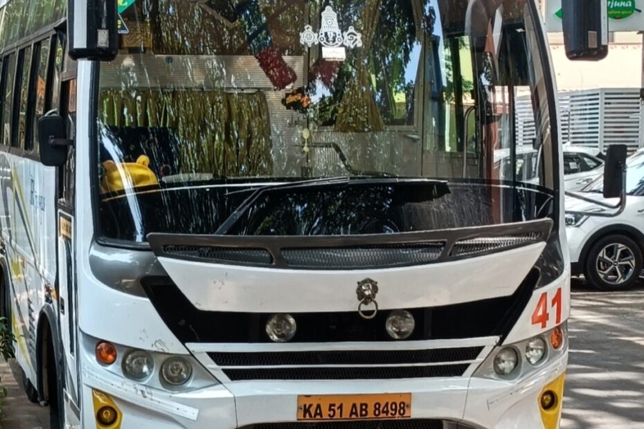 21 Seater Tempo Traveller On Hire Rajajinagar