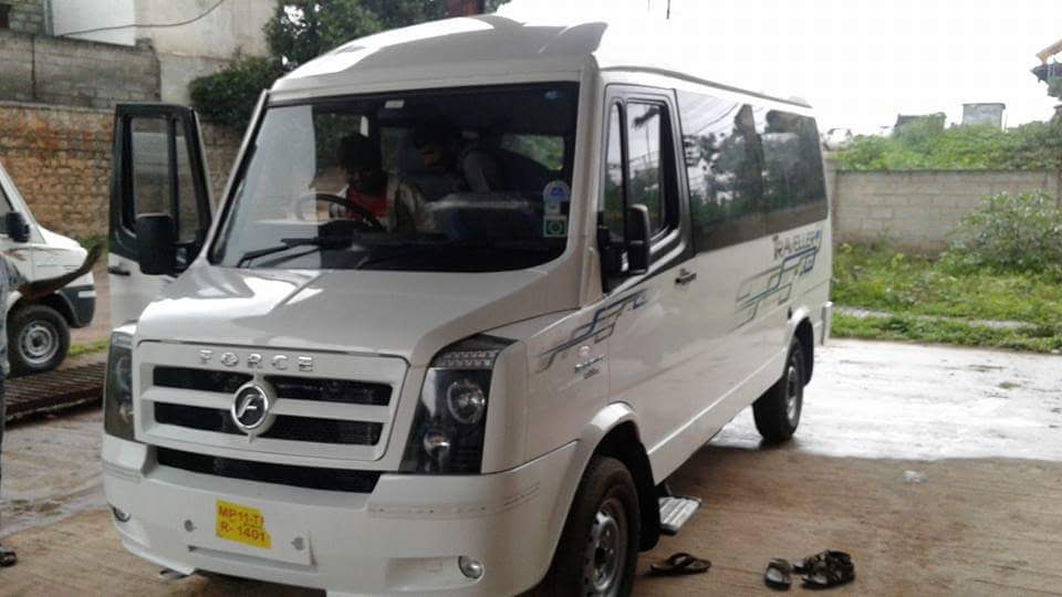 13 Seater Tempo Traveller Hire In Koramangala