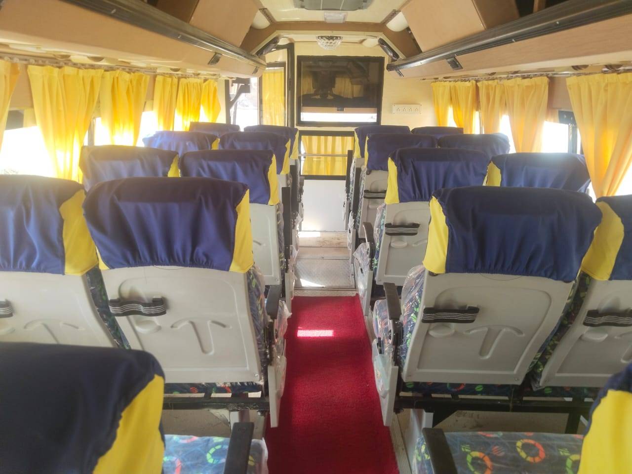 Hire 30 Seater Tempo Traveller In Bangalore