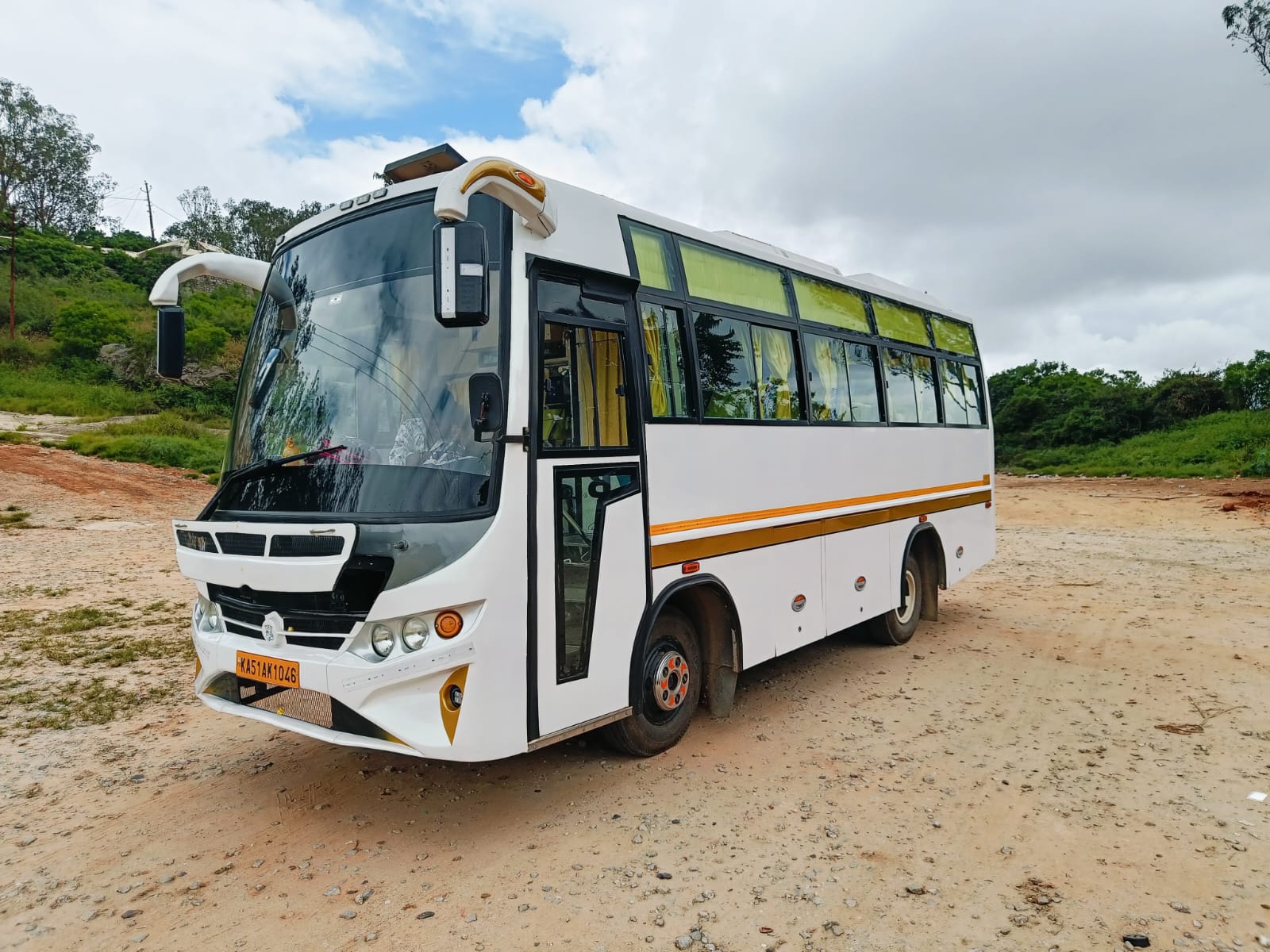 21 Seater Minibus Hire Mysore Karnataka